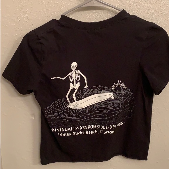 Crop top - Picture 2 of 2